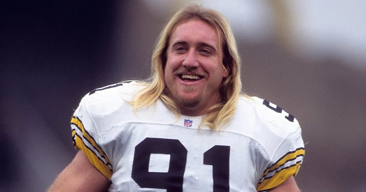 Kevin Greene, Master of Sacking the Quarterback, Dies at 58 - The New York  Times